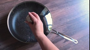 KITCHENLY™ Happy Frying Pan & Lid - Nonstick Pan, Deep Nonstick Frying Pan Stone Cookware - Oven, Electric, Gas, and Induction Compatible - 9.5 inch