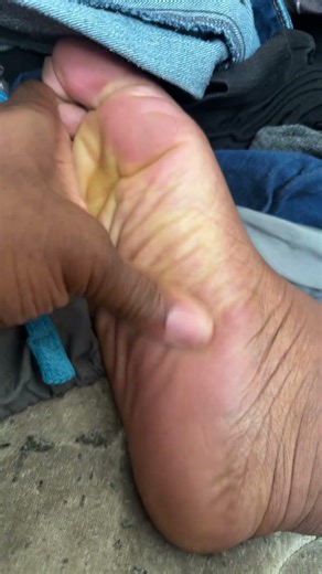 Who wants to lick my sweaty male soles #foot #socksaddict #feet