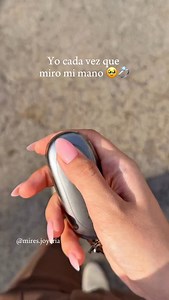 2.7K views · 19K reactions | ✨ Cuando un detalle te enamora una y otra vez ✨ . Solicita el catálogo 懶 : +51 914 881 482 #peru #lima #miresjoyeria #envios #joyeriafinaexclusivamenteparati #love #amor | MIRES | Facebook