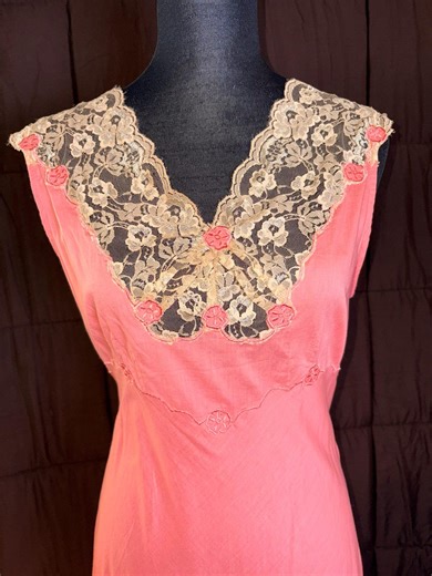 Vintage J. Peterman Pink Lace Nightgown | Romantic Rayon Sleepwear | Small - Etsy