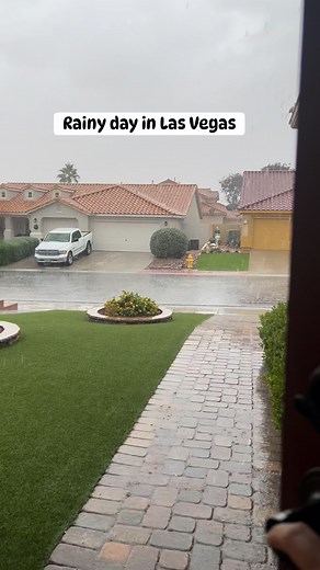 #rainydays #lasvegas #fblifestyle | Mai life