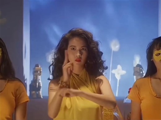 The Ghost Snatchers is a 1991 horror comedy that mashes up three popular 90s Hong Kong genres: gambling, supernatural Taoist magic, and slapstick!