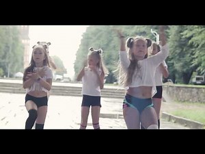 Backstage Non Stop 2