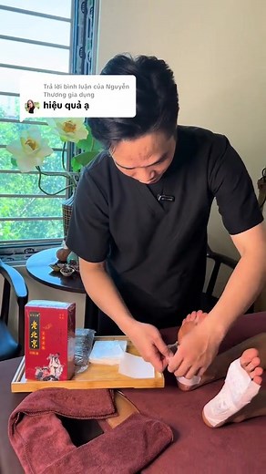 🤕 Độc tố tích tụ khiến cơ thể xuống sức? Miếng dán chân ngải cứu – giúp đào thải độc tố qua lòng bàn chân, giảm đau nhức, phục hồi năng lượng.