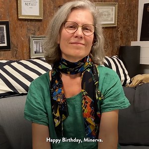 Wizzo, Minerva! Zu Minerva McGonagalls Geburtstag verrät uns unsere #HPTheaterDE Anita Maria Gramser feierlich ihre liebste Szene. | Harry Potter und das verwunschene Kind