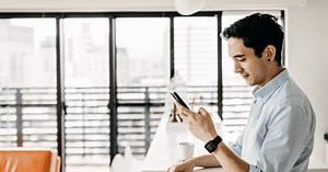 The 988 Lifeline offers American Sign Language services for people who are Deaf or Hard of Hearing. Visit 988lifeline.org and select “ASL Now.” #Deaf #HardOfHearing #DeafCommunity #MentalHealth #988Lifeline | SAMHSA