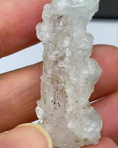 Datolite and quartz from the famous Dalnegorsk (Russia), size: 4.5 cm, price: $100 ( shipping fee). Please DM to claim or ger more details - we can provide high quality video. We ship worldwide. To see more of our minerals visit www.SpiriferMinerals.com 9995 #spiriferminerals #spirifer #mineralcollecting #mineralspecimen #mineralcollection #rockhounding #rockhound #minerals #mineral #rocks #rock #fineminerals #mineralogy #geology #crystalsforsale #mineralsforsale #fluorite #ilvaite #dalnegorsk #
