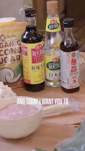 Your new favorites await! Rachael Ray effortlessly masters Pad Thai TWICE with shrimp and chicken, then dazzles with her Pork Chop Pizzaiola, featuring blistered tomatoes, onions, and garlic cooked à la plancha style. #RRMM Back-to-Back New Episodes Mondays 9/8c on FYI | Home.Made.Nation