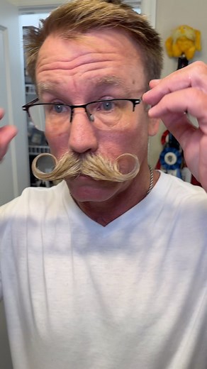 Day 3 of showcasing that wet shaving is normal shaving. Total video time was 4:42. With editing, under 2 minutes. Wet shaving helps to get a closer shave. Pair this with a safety razor and get less irritation and ingrown hairs. Shave soap is from @educatedbeards from Fredericton New Brunswick Canada. New Element safety razor from @onebladeshave Scuttle lather bowl from @nakedarmor Shave brush from @frankshaving @rodemic wireless go II single mic -9db. Disclaimer: shave however you are most comfo