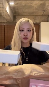 unboxing ‘rosie’ merch ❤️ | Blackpink is Love