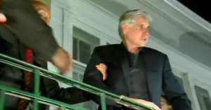 Rod Blagojevich Expected To Address Public Wednesday After Release From Prison - CBS Chicago