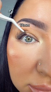 84K views · 387 reactions | How to install lash clusters for beginners 﫶 #diylashextensions #clusterlashes #lashartist #fbreelsfypシ゚ | Jade Angel Cosmetics | Facebook