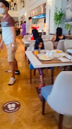 Buffet Breakfast Seda Hotel Cebu | Cai Life & Adventure