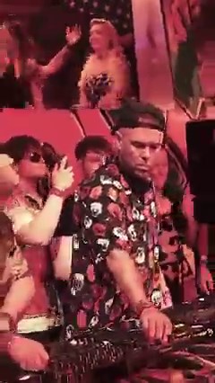 100 reactions · 3 comments | @elrowofficial in @amnesiaibiza was always going to be off the charts  we loved Saturday raving with you guys … pure vibes!!! Can’t wait to be back on 12th Aug see you there ❤️ | Solardo | Facebook