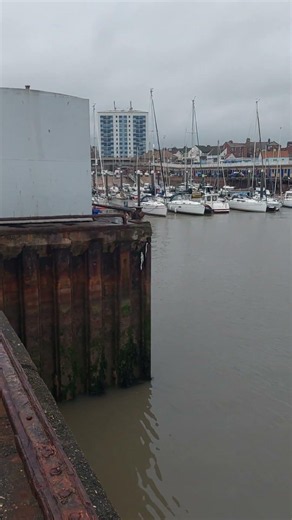 Mon morning bridlington harbour 🌊 Yorkshire coast-love it 🦀 🦀 🦀 🦀