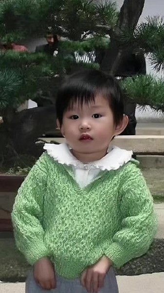 Vương Dịch: Đẹp trai từ nhỏ