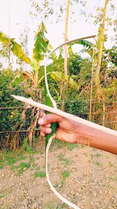 #Bamboo #Slingshots #Diy #bambooart #campinghacks #diytutorial #craft #woodcantalk | gergeg