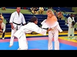 20 INAPPROPRIATE MOMENTS IN WOMEN'S SPORTS