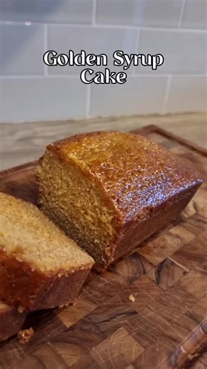 40K views · 635 reactions | Golden Syrup Cake 丹 #baking #easybaking #traditionalbaking #traditionalrecipe #goldensyrup #cake #goldensyrupcake #tasty #easyrecipes Ingredients - 100g Butter 50g Caster sugar 50g Soft brown sugar 200g Golden syrup 200g Self-raising flour 1 Egg 150ml Milk 2 tbsp Golden syrup | The Hungry Hooker | Facebook