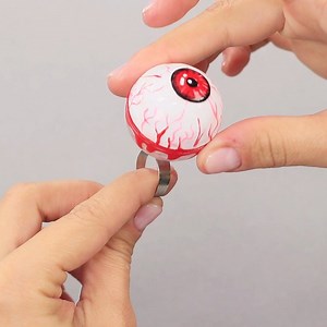 11 Vampire Life Hacks – What If Your BFF Is A Vampire | Troom Troom