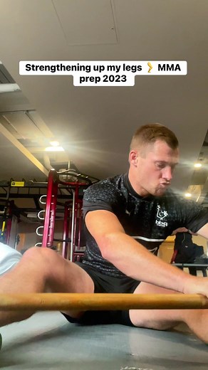 Building up that strength! Leg MMA conditioning. #mma #football #muaythai | Andrew Henderson