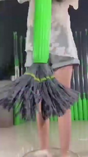 🧼 Cleaning doesn’t have to be hard! 💦 The Homatic Rotating Mop lets you twist, rinse, and dry in seconds. 🌀 360° spin for deep corner cleaning — no bending, no mess. ✨ Durable, lightweight & ready for your daily clean routine! | Homatic Mop