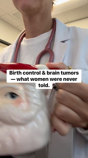 Most people have never heard this connection — but certain forms of birth control have been linked in research to meningiomas, a usually benign type of brain tumor that grows in the lining around the brain. This doesn’t apply to all contraceptives. The signal shows up with progestin-based methods, especially long-term use of Depo-Provera (medroxyprogesterone). ⸻ Here’s what the studies actually show: • Meningiomas often have progesterone receptors, so long-term progestin exposure can accelerate