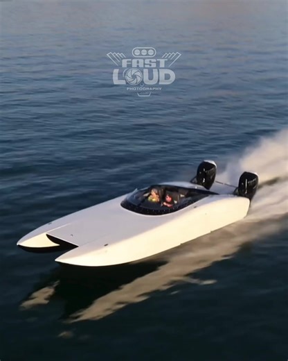 Sunset photo shoot with a pair of Doug Wright Powerboats | Fast Loud Photography