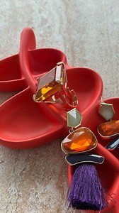 14K views · 19 reactions | TOZ KANA - a super stunning color (in my eyes ). It was very hard to capture this color with the camera because it’s super unique. It’s not red. It’s not orange. It’s something in between u should better pour, discover and see in person ! So just shop that color in our online shop. Mix it with JESIN and simply pour in your favorite silicone mold! | Colorberry - get creative with Jesin | Facebook