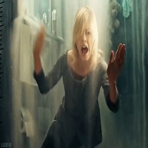 14K views · 385 reactions | เด็กสาวตื่นขึ้นมาพบว่ามีทรายอยู่รอบตัวเธอ- Captivity (2007) | Foro Santa Maria | Facebook