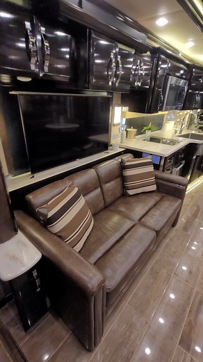 Check out this 2016 Newmar King Aire 4519 STOCK # P1432! To learn more about this unit and its HUGE price reduction, visit: https://www.motorhomesoftexas.com/Pre-owned-Inventory-2016-Newmar-Motorhome-King-Aire-4519-Newmar-King-Aire-15240647?ref=list #NewmarKingAire #LuxuryMotorhome #KingAire2016 #MotorhomesOfTexas | Motorhomes of Texas
