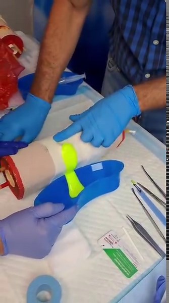 Learning how tob drain an abscess will be part of the upcoming Apprentice Doctor Woundcare / Sepsis Course & Kit. Share this with friends if you like it. #ApprenticeDoctor #MedicalTraining #MedicalSimulation #Woundcare #Sepsis #AsepticTechnique | Apprentice Doctor | Facebook