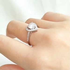 Mon Amour Series Ring Present the woman of your dreams with our latest Mon Amour series from the CELÈSTA Moissanite collection by Her Jewellery, and proudly declare your intense undying passion for her! Meaning 'My Love' in French, it is a direct declaration of your romantic intentions. Women love a man who knows what he wants, and who has the confidence to say it and mean it. As the French novelist Gustave Flaubert once said "Oh! Si tu pouvais lire dans mon coeur, tu verrais la place où je t'ai