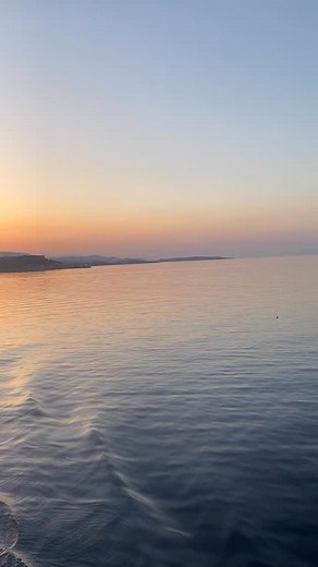 Wer kennt es?😍 📷 @explorajourneys | Explora 1 #cruiseship #cruise #travel #cruiseaddict #explorajourneys #sunsetlovers | Reisebüro Ankerplatz