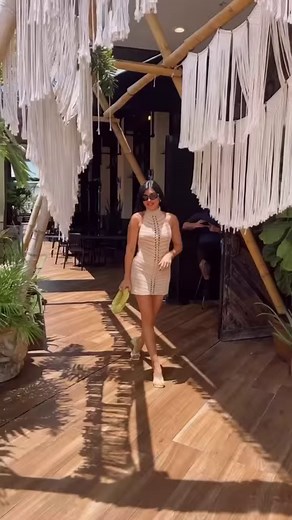 CityPlace Doral is the premier Father's Day destination ☀️👔 Treat him to brunch at Chico Malo Miami 🥂 Then give him a VIP experience at CMX Cinemas 🍿Don't forget to stroll Fountain Plaza, relax at The Oasis and grab fun and memorable pics at #umbrellasovercityplacedoral ☂️ 🎞️: Oxana Niki | CityPlace Doral