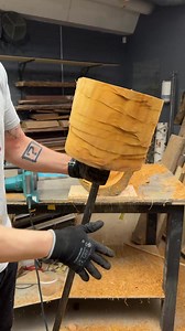 960K views · 1.9K reactions | How to Cut Perfect Circles in Logs | DeMilked | Facebook