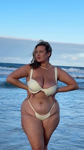 Mikaela Reidy on Instagram: "🐚🤍"