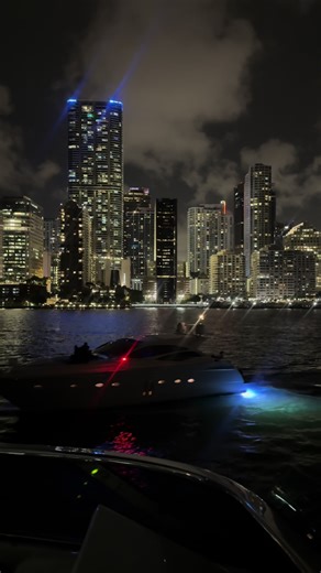 miami nights 🌃⚡️💕🪐 @Michaela