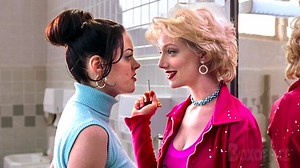 591K views · 13K reactions | Esta película es como El Padrino, pero con chicas de secundaria | Boxoffice - Mejores escenas de películas | Facebook