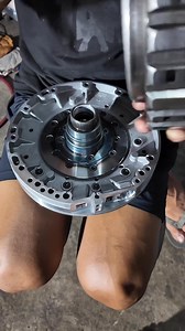 4.5K views · 102 reactions | FORD RANGER TRANSMISSION REBUILD #ford #everyone #fordparts #transmissionrebuild #follower | Gabriel Ford Technician | Facebook