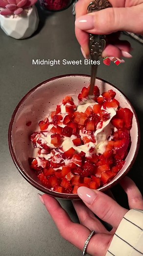 would you make these at midnight?☺️🍓🍫 frozen yogurt bites, strawberry yogurt bites, chocolate covered yogurt bites, easy sweet snack, late night snack ideas, midnight snack recipe, healthy dessert bites, frozen strawberry dessert, easy chocolate snack, cozy food aesthetic, cute snack ideas, strawberry dessert recipe, after midnight snacks, easy tiktok snack, yogurt strawberry clusters, relaxing food asmr, easy recipe, late snack ideas #healthysnack #easyrecipes #viralsnack #foodasmr #snackidea