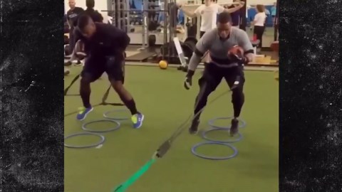 Ray Rice -- Training His Ass Off ... At Elite Fitness Center