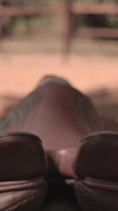 Chiberta Enara: Freedom & Precision 💚 Maison Devoucoux presents the Chiberta Enara, the hybrid cross-country saddle, specifically designed to meet the specific needs of horses and riders in their discipline. A technical, precise and sporty design dedicated to the freedom of movement of the horse while guaranteeing the comfort and safety of the rider. #maisondevoucoux #devoucoux #devoucouxsaddles #yourpassion #ourenagegement #chibertaenara #innovation #eventing #crosscountry #devoucouxriders | D