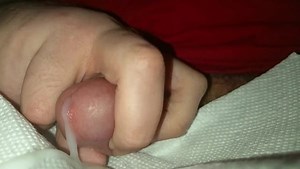 Le fauteuil roulant d'un fidèle handicapé