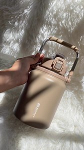 Tumbler na insulated kaya sa hot and cold. Big capacity at gaganda ng kulay. | Haile-EAT's me