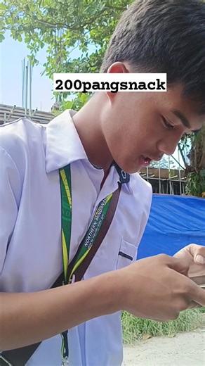 Snack time followers 😊 #highlightseveryonefollowers2025 | Bombeth Sabio