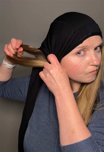 Heatless Curls for Straight Hair