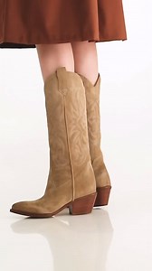 Western charm meets dusty beige elegance. 🤠 #KindaraOfficial #WesternBoots #CowboyBoots | Kindara