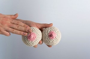 Cara Membersihkan Puting Susu Saat Hamil, Cegah Payudara Tersumbat! | Stylo