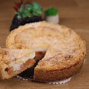 69K views · 1.9K reactions | Torta de maçã com creme suflê, derrete na boca! Simples e muito gostoso! | Aprender A cozinhar | Facebook